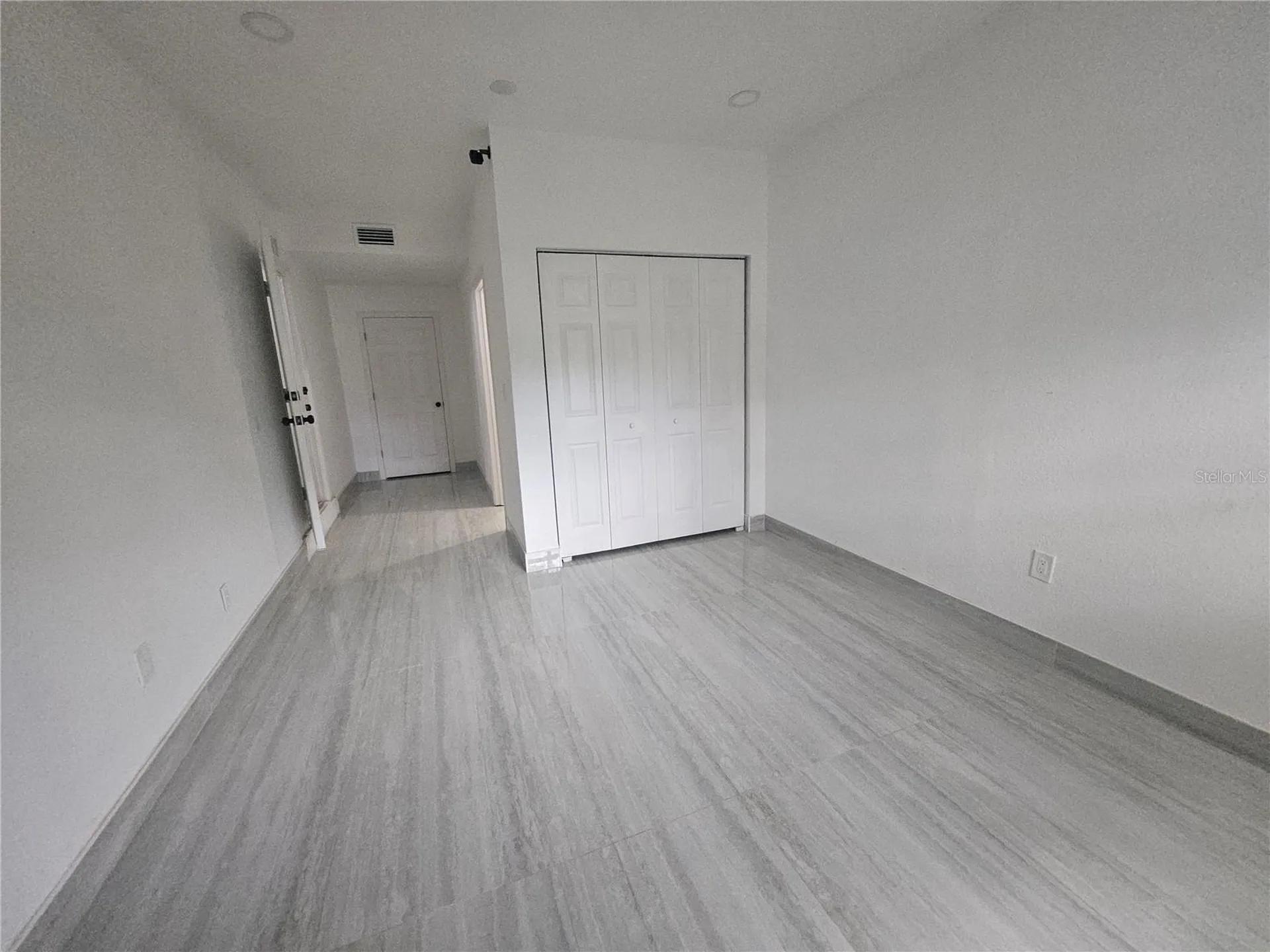 5802 Mohr Loop Tampa FL 33615