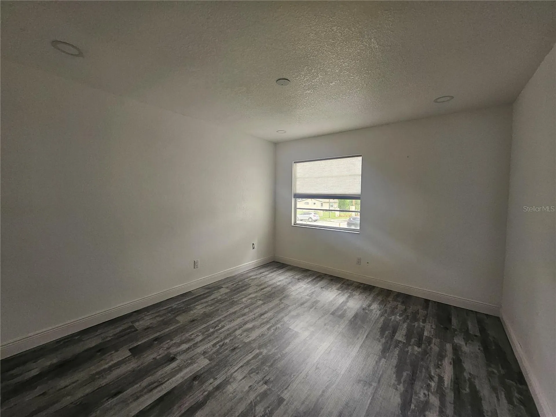 5802 Mohr Loop Tampa FL 33615