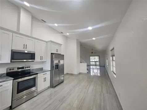 5802 Mohr Loop Tampa FL 33615