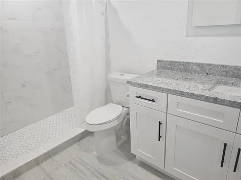 5802 Mohr Loop Tampa FL 33615