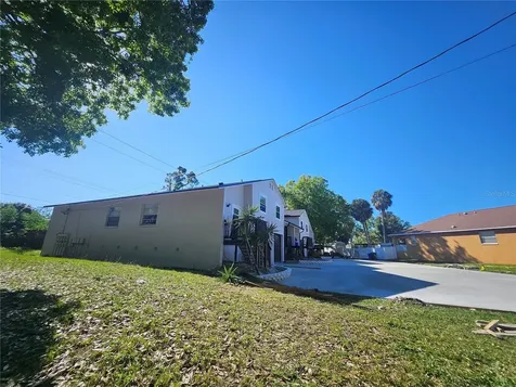 5802 Mohr Loop Tampa FL 33615