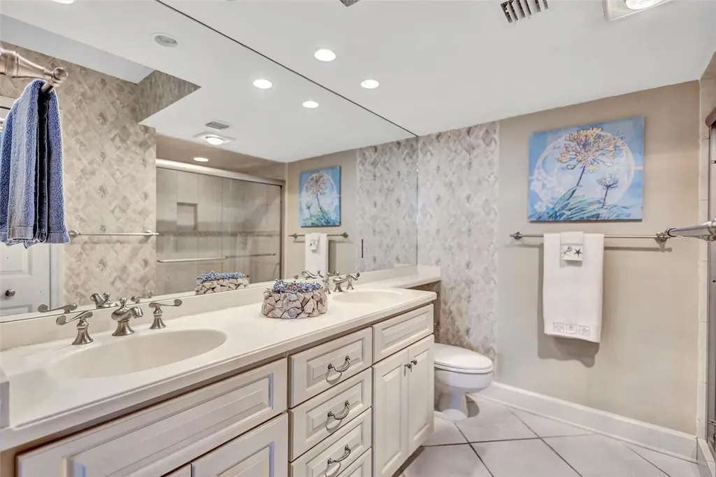 420 Beach Road Sarasota FL 34242