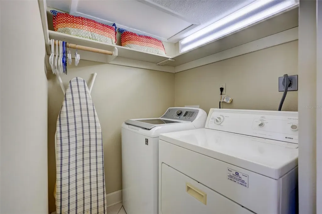 420 Beach Road Sarasota FL 34242