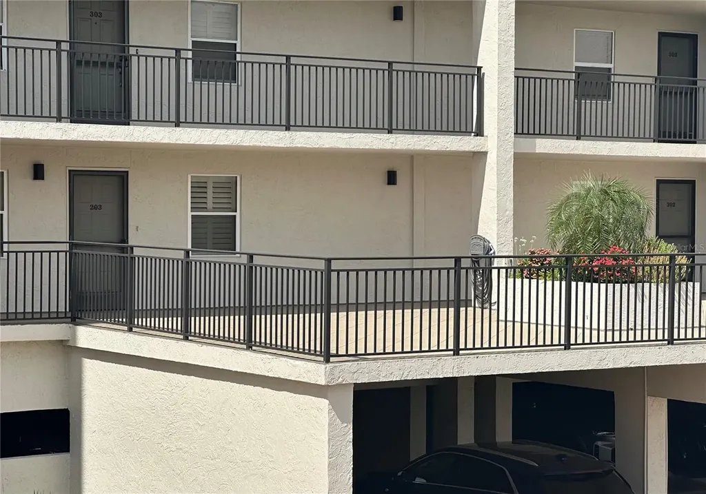 420 Beach Road Sarasota FL 34242