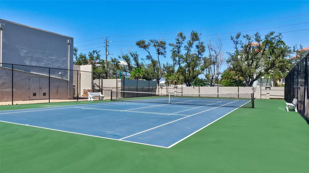 420 Beach Road Sarasota FL 34242