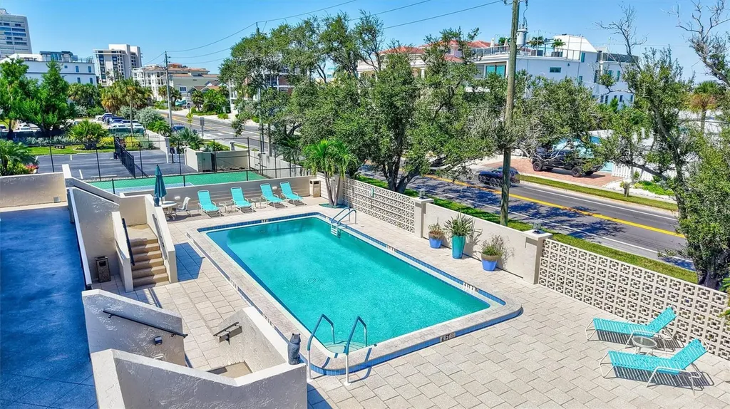 420 Beach Road Sarasota FL 34242