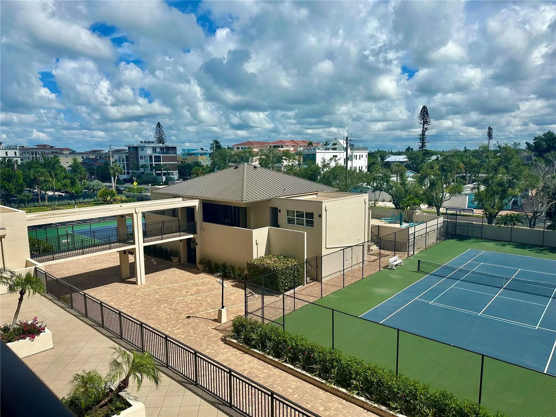 420 Beach Road Sarasota FL 34242