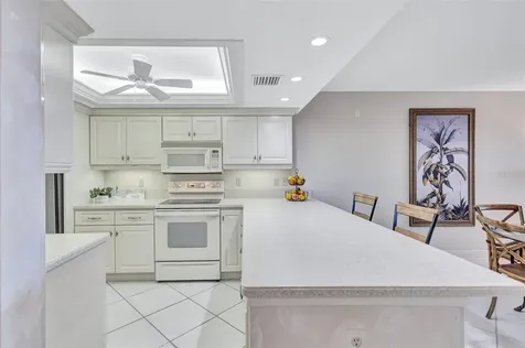 420 Beach Road Sarasota FL 34242