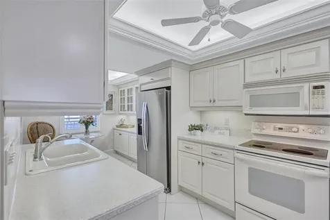 420 Beach Road Sarasota FL 34242