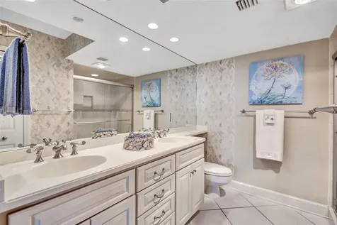 420 Beach Road Sarasota FL 34242