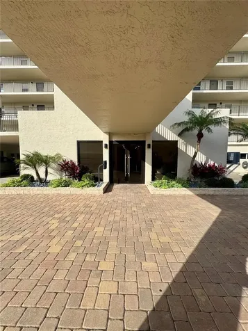 420 Beach Road Sarasota FL 34242