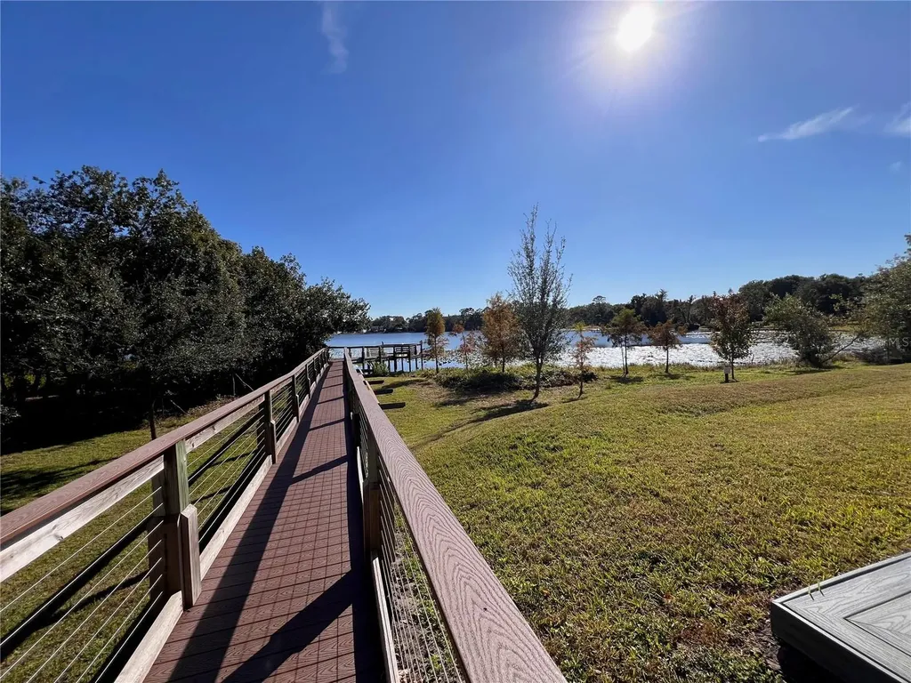 556 Lake Wildmere Cove Longwood FL 32750