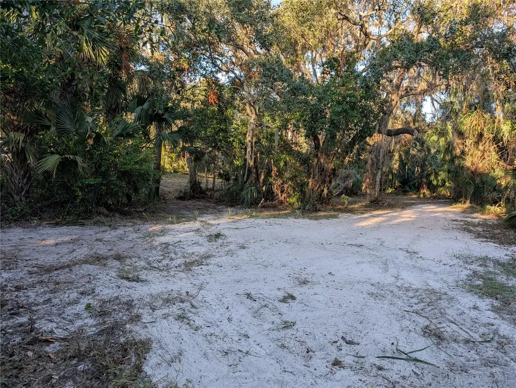 8839 Richmond Street Gibsonton FL 33534