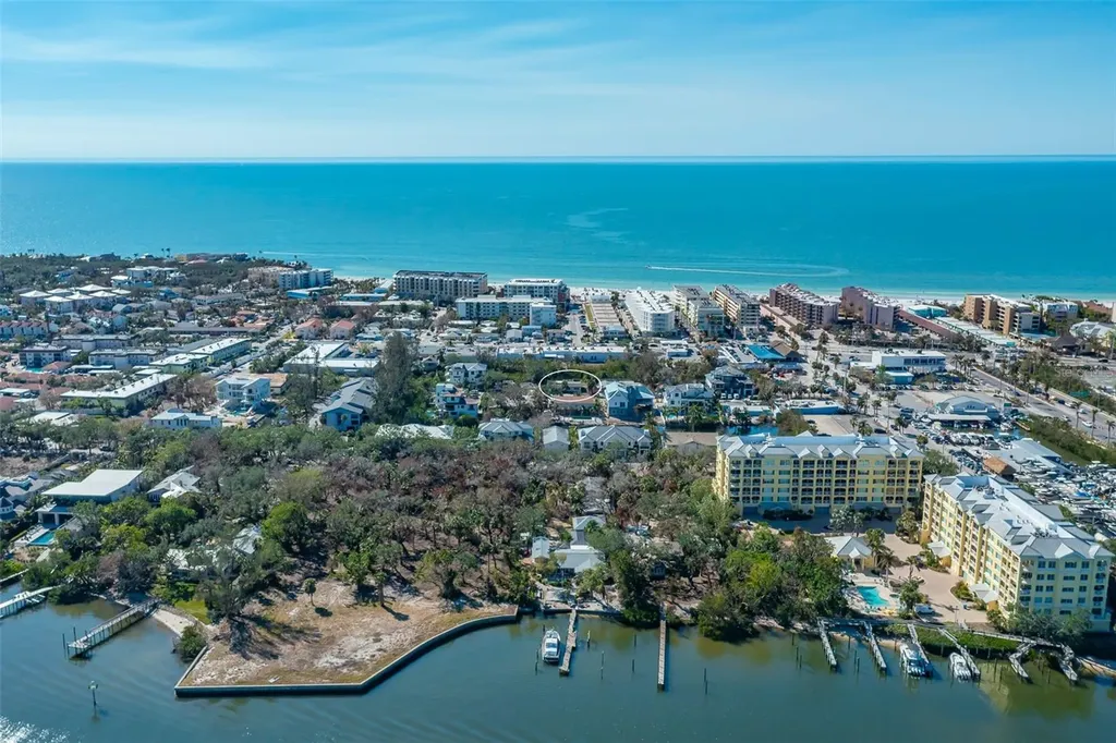 6536 Sabal Drive Sarasota FL 34242