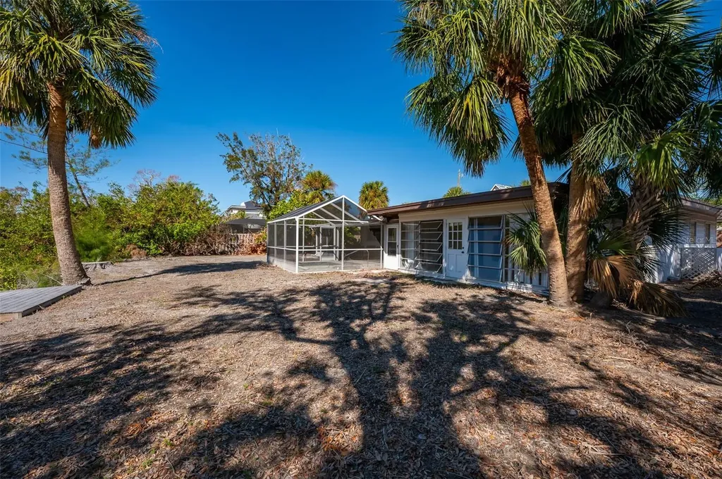 6536 Sabal Drive Sarasota FL 34242