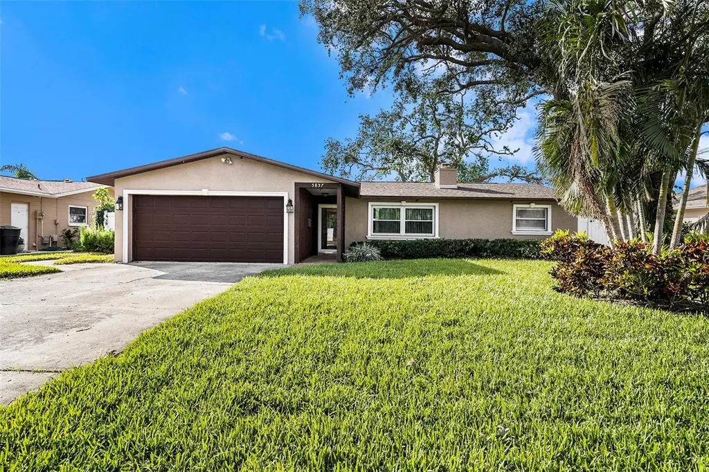 5857 25th Street S St Petersburg FL 33712