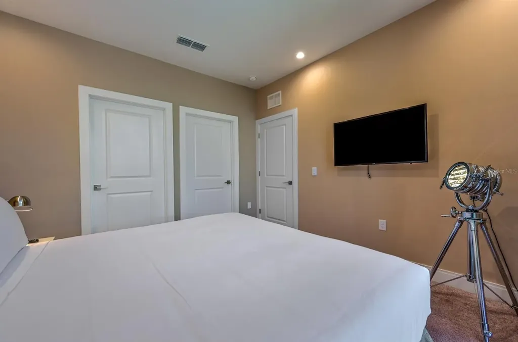 7482 Brooklyn Drive Kissimmee FL 34747