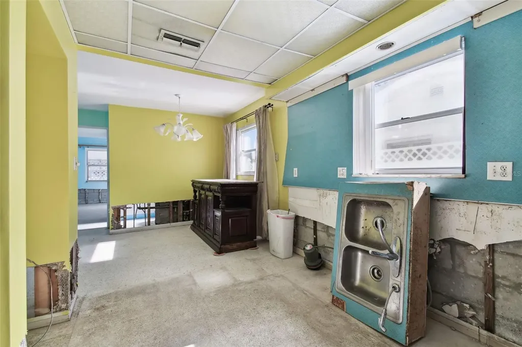 545 Lillian Drive Madeira Beach FL 33708