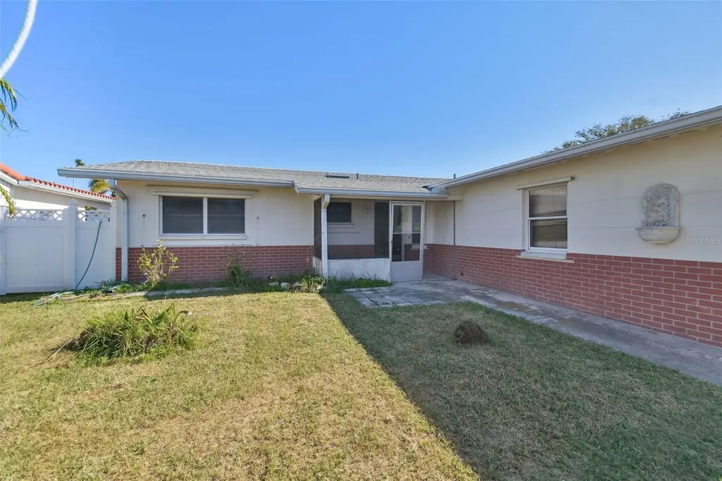 545 Lillian Drive Madeira Beach FL 33708