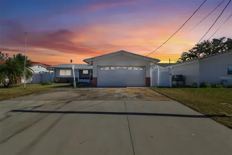 545 Lillian Drive Madeira Beach FL 33708