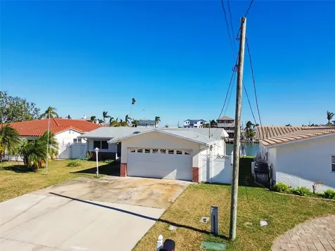 545 Lillian Drive Madeira Beach FL 33708