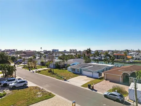 545 Lillian Drive Madeira Beach FL 33708