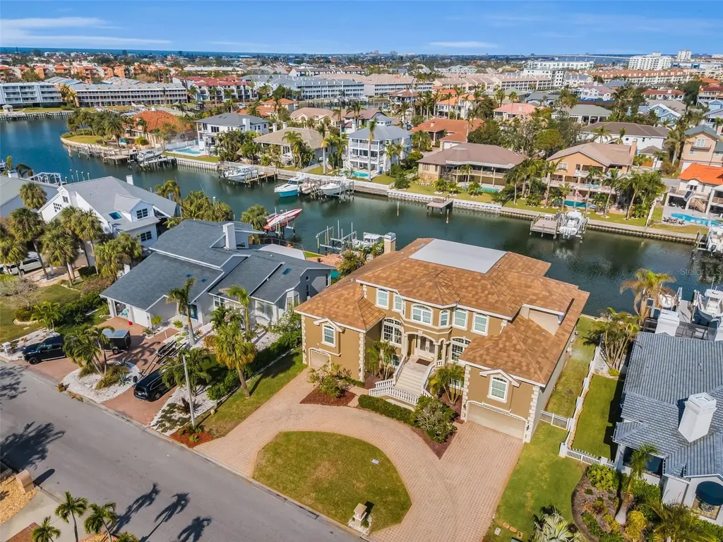 119 8th Street E Tierra Verde FL 33715