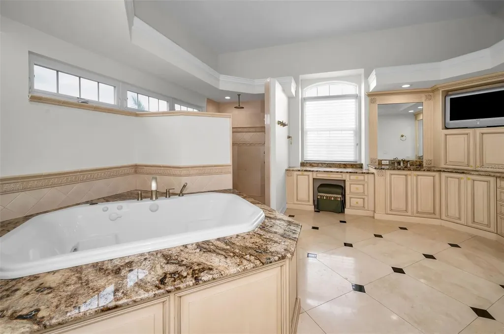 119 8th Street E Tierra Verde FL 33715