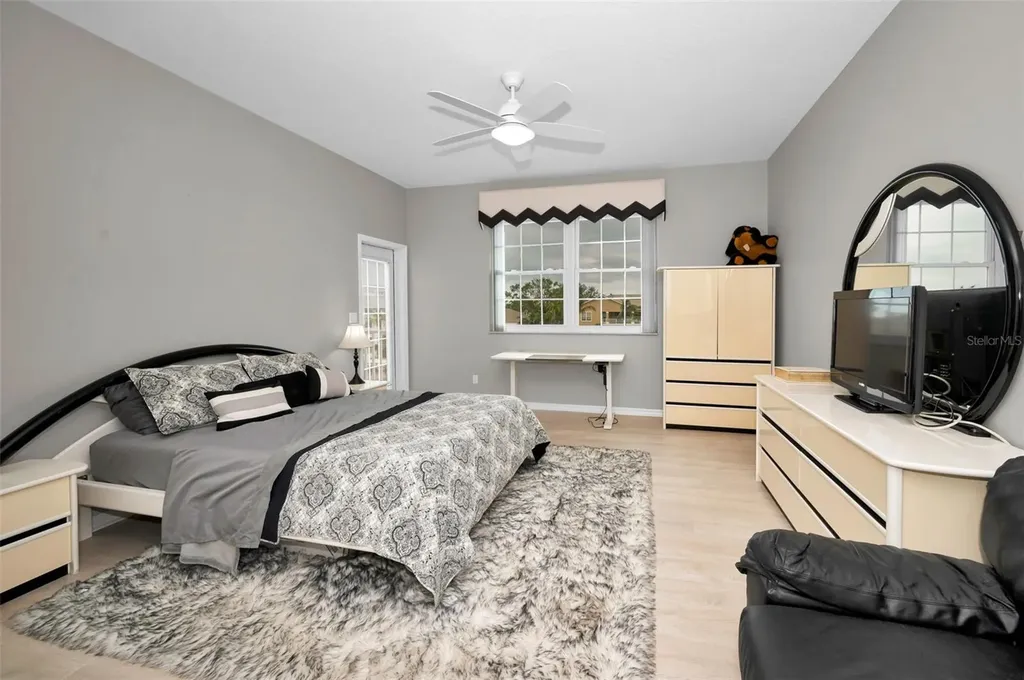119 8th Street E Tierra Verde FL 33715
