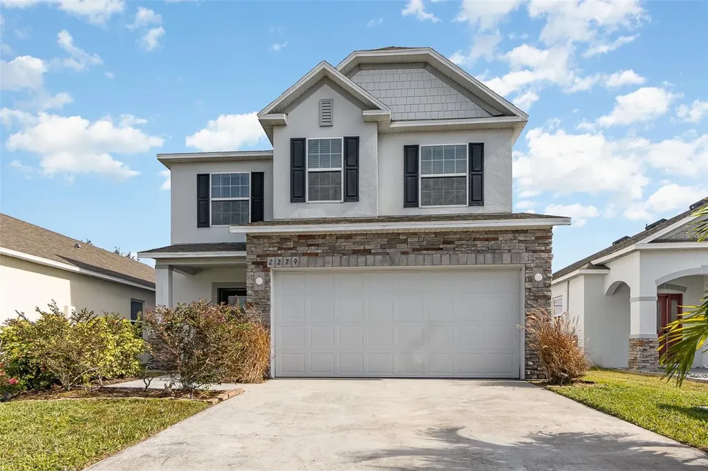 2279 Canyon Breeze Avenue Kissimmee FL 34746
