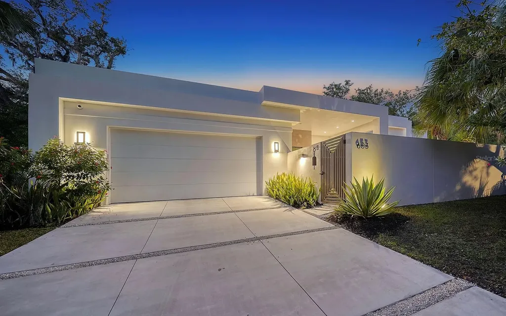 653 40th Street Sarasota FL 34234