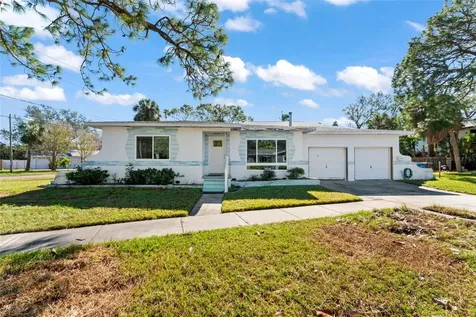 4666 Helena Street NE St Petersburg FL 33703