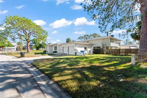 4666 Helena Street NE St Petersburg FL 33703