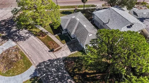 4666 Helena Street NE St Petersburg FL 33703