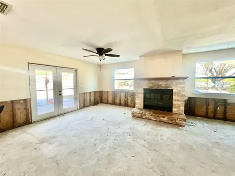 339 Country Club Drive Oldsmar FL 34677