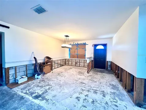339 Country Club Drive Oldsmar FL 34677