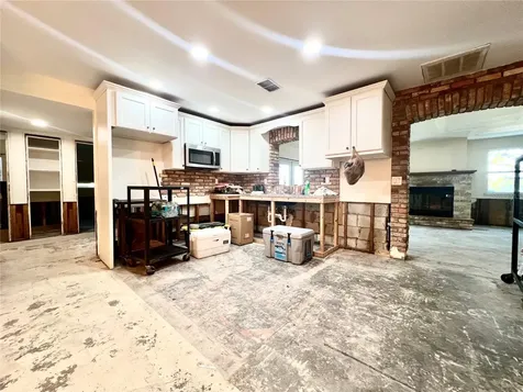 339 Country Club Drive Oldsmar FL 34677