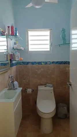 522 Calle Baldorioty Vieques PR 00765