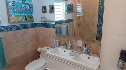 522 Calle Baldorioty Vieques PR 00765