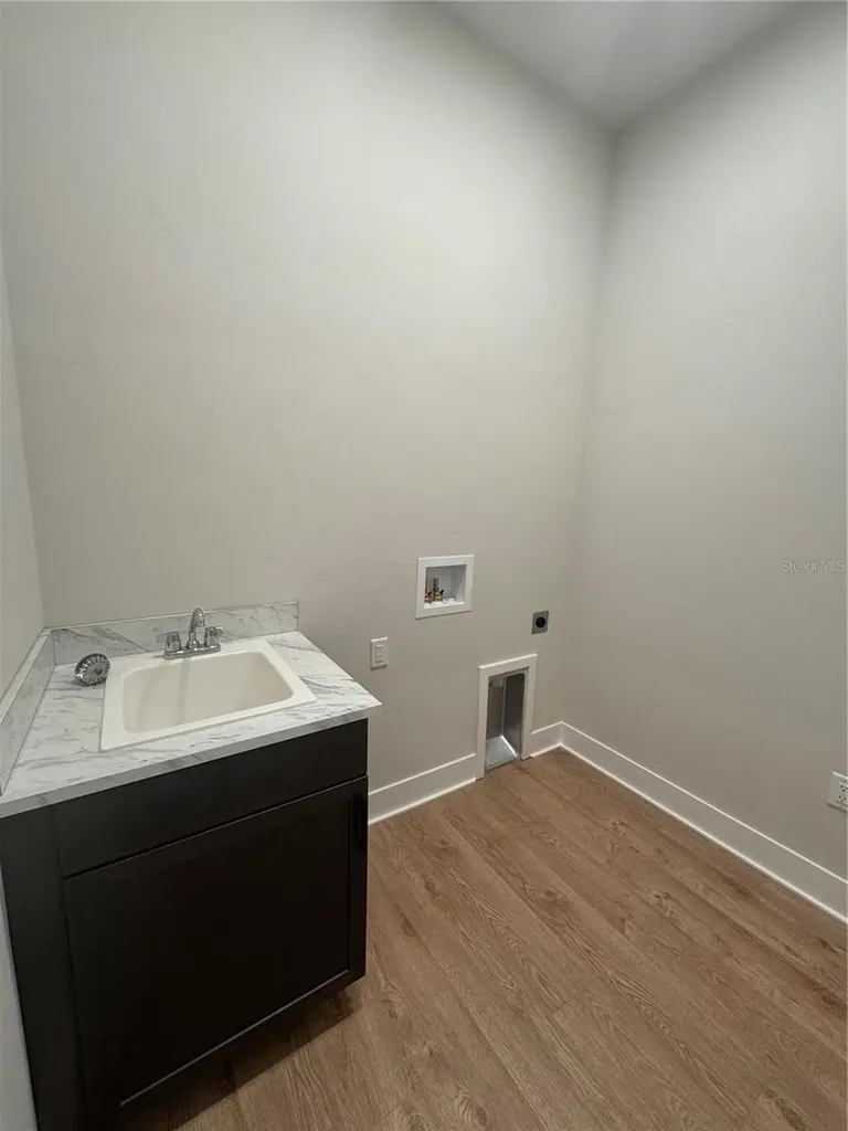 829 SW 145th Drive Newberry FL 32669