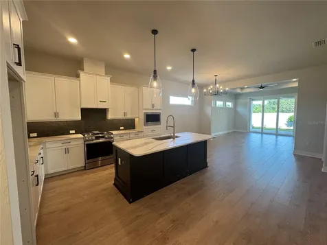 829 SW 145th Drive Newberry FL 32669