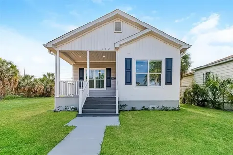 719 19th Street S St Petersburg FL 33712