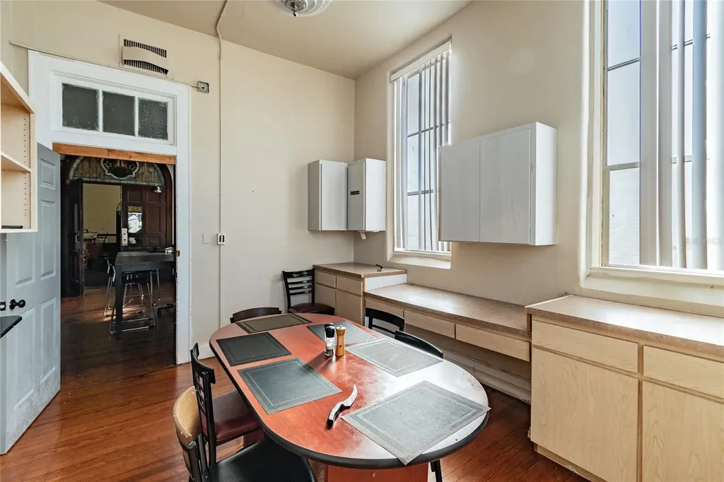 541 S Florida Avenue Lakeland FL 33801