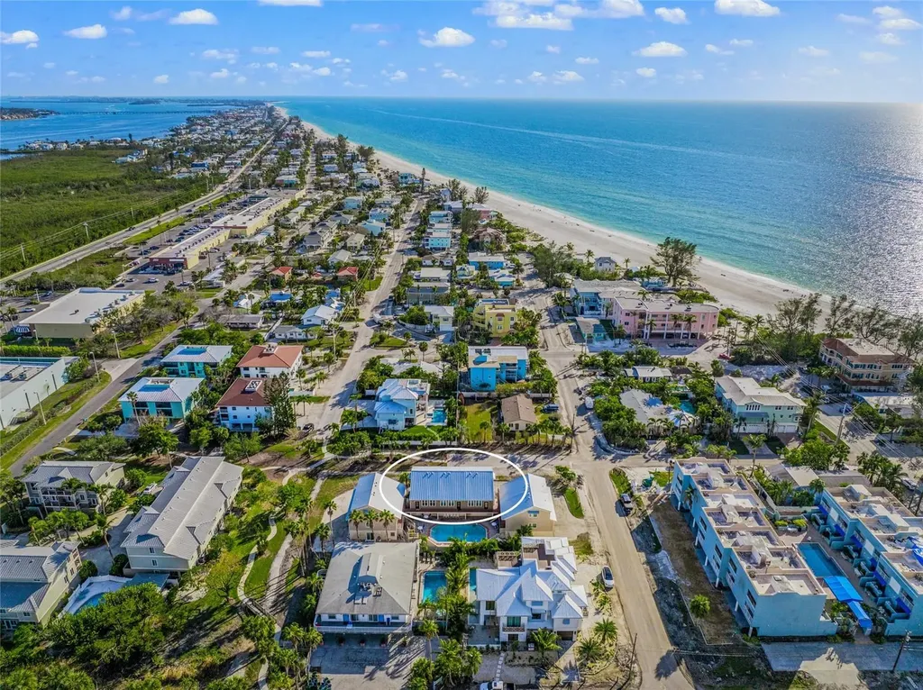 3801 4th Avenue Holmes Beach FL 34217