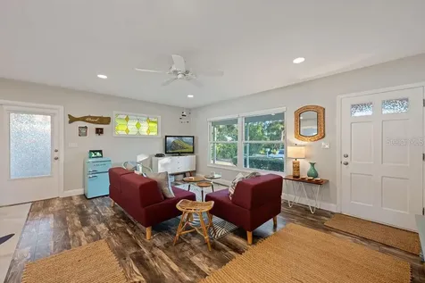 2455 Waycross Avenue Eustis FL 32726