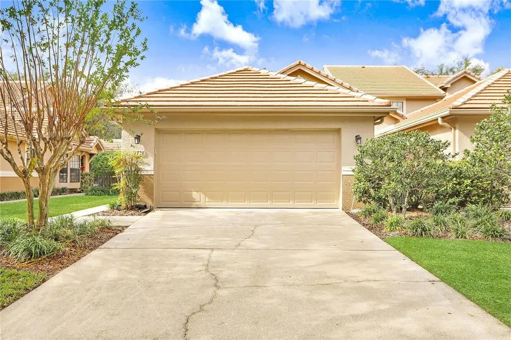 17728 Oak Bridge Street Tampa FL 33647