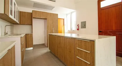 319 Recinto Sur Street San Juan PR 00901