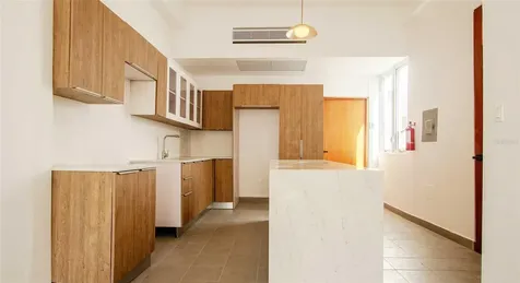 319 Recinto Sur Street San Juan PR 00901