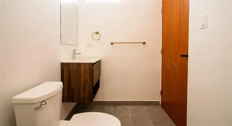 319 Recinto Sur Street San Juan PR 00901