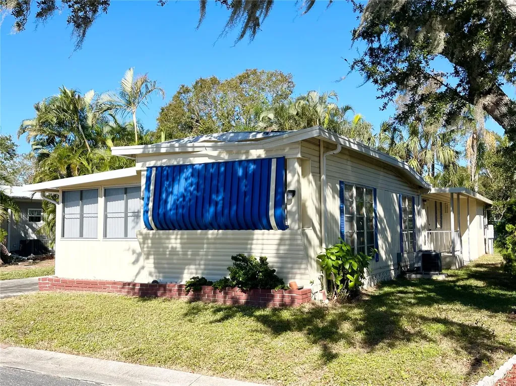 103 Oakwood Boulevard Sarasota FL 34237